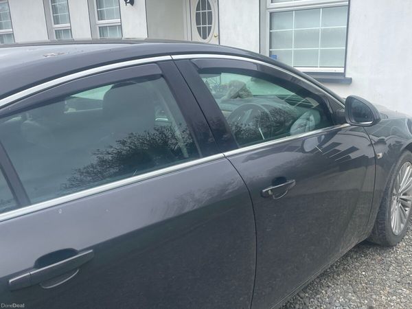 Opel Insignia Hatchback, Diesel, 2015, Grey