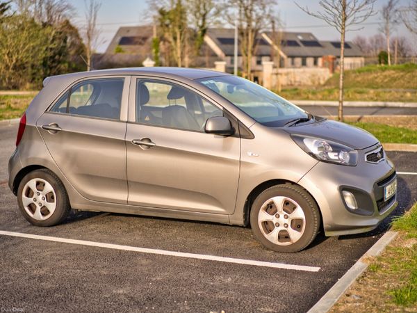 Kia Picanto Hatchback, Petrol, 2014, Silver