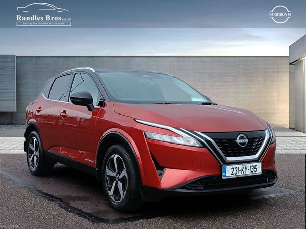 Nissan Qashqai MPV, Petrol, 2023, Orange