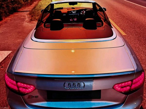 Audi S5 Convertible, Petrol, 2011, Silver