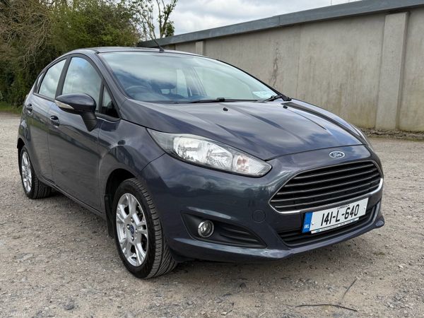 Ford Fiesta Hatchback, Petrol, 2014, Blue