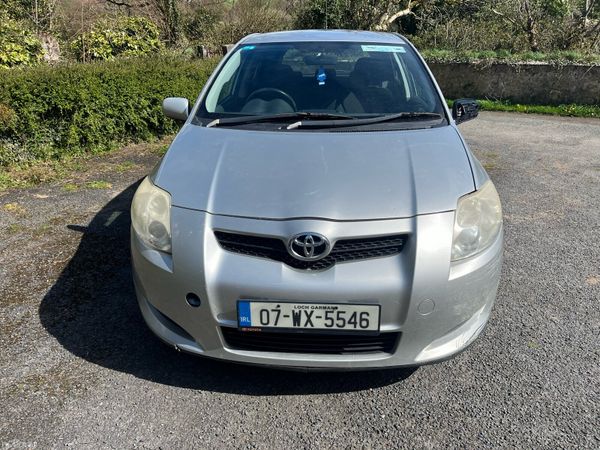 Toyota Auris Hatchback, Petrol, 2007, Silver