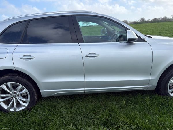 Audi Q5 SUV, Diesel, 2012, Silver