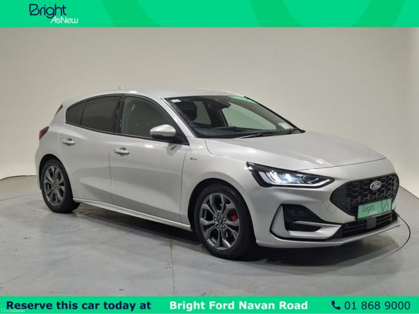 Ford Focus Hatchback, Petrol Hybrid, 2025, Grey