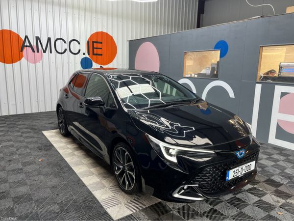 Toyota Corolla Hatchback, Petrol Hybrid, 2024, Black