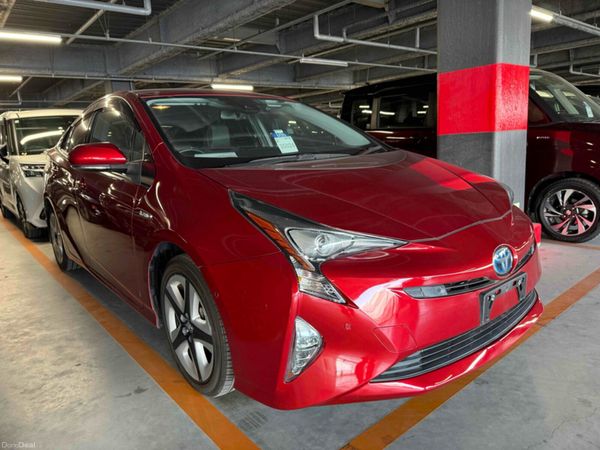 Toyota Prius Saloon, Petrol Hybrid, 2018, Red