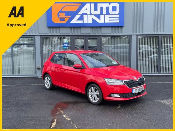 Skoda Fabia Hatchback, Petrol, 2021, Red