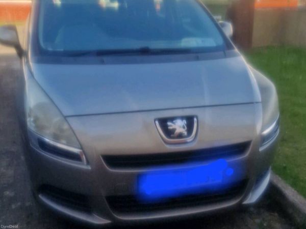 Peugeot 5008 MPV, Diesel, 2010, Grey