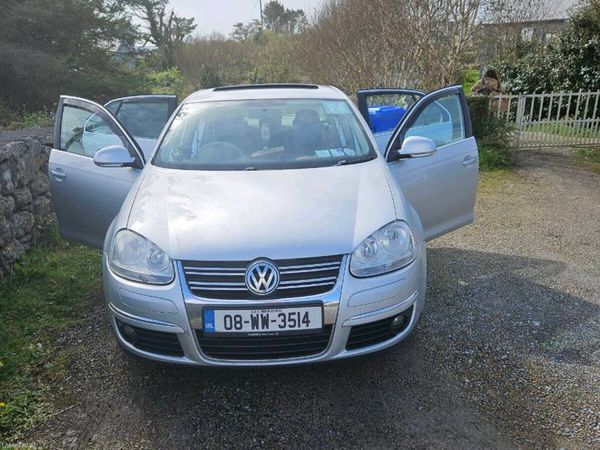 Volkswagen Jetta Saloon, Diesel, 2008, Silver