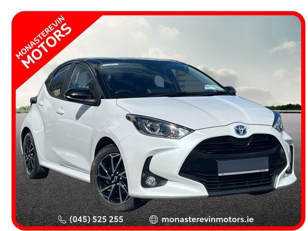 Toyota Vitz Hatchback, Petrol Hybrid, 2023, White