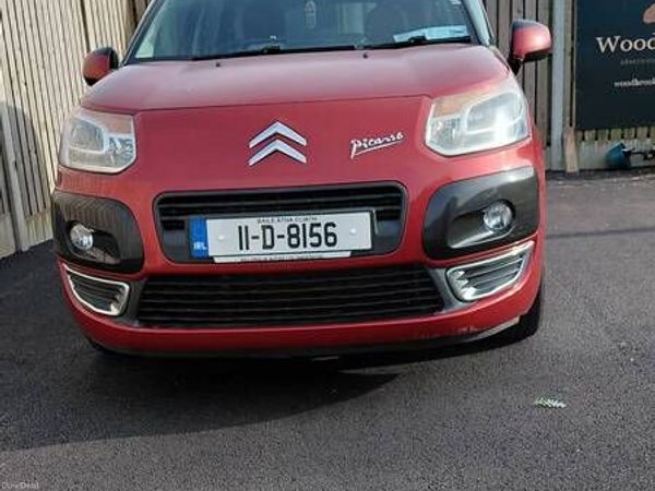 Citroen C3 Hatchback, Diesel, 2011, Red