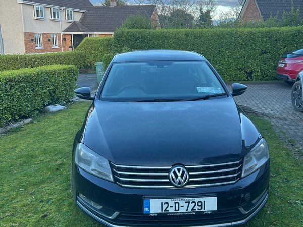 Volkswagen Passat Saloon, Diesel, 2012, Black