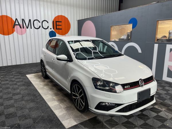Volkswagen Polo Hatchback, Petrol, 2016, White