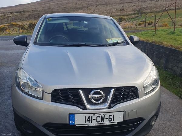 Nissan Qashqai Hatchback, Petrol, 2014, Silver