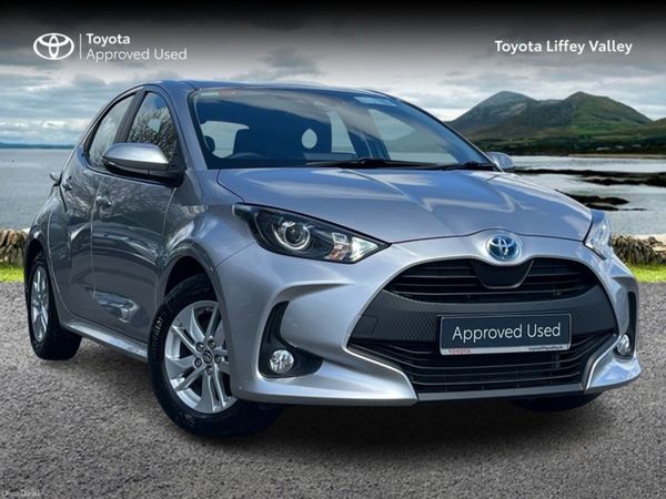 Toyota Yaris Hatchback, Petrol Hybrid, 2023, Grey