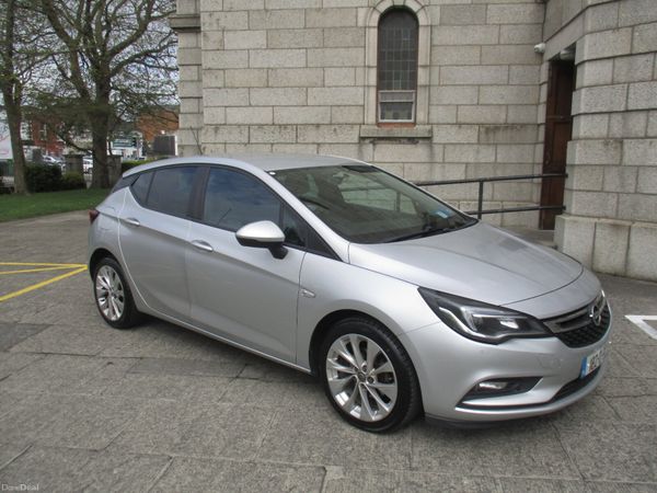 Opel Astra Hatchback, Petrol, 2018, Grey