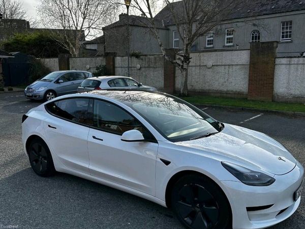 Tesla Model 3 Saloon, Electric, 2021, White
