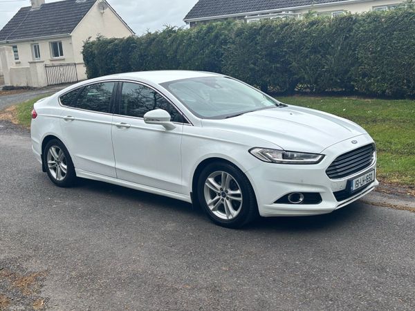 Ford Mondeo Hatchback, Diesel, 2015, White