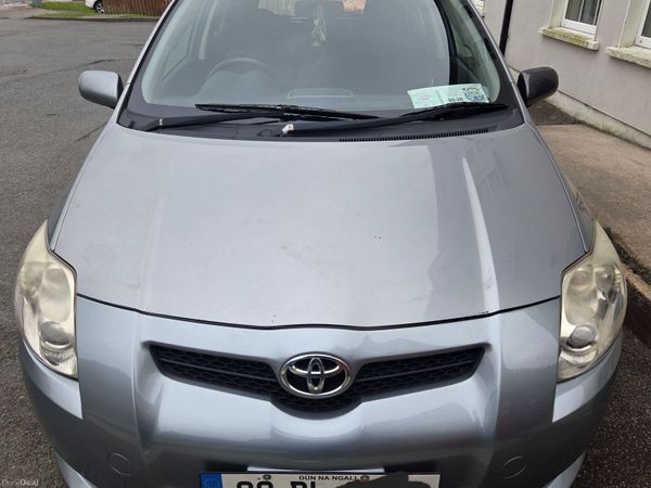 Toyota Auris Hatchback, Petrol, 2009, Silver