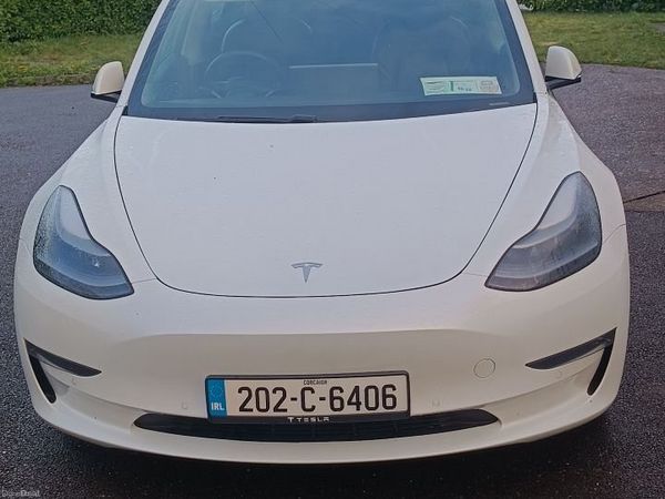 Tesla Model 3 Saloon, Electric, 2020, Silver