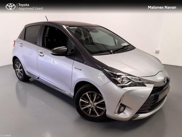 Toyota Yaris Hatchback, Petrol Hybrid, 2020, Silver