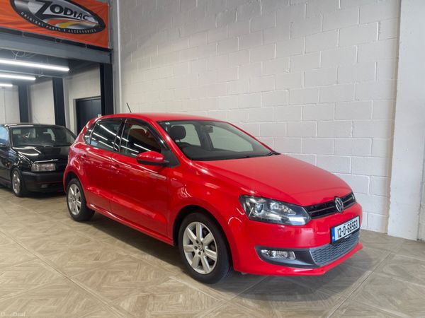 Volkswagen Polo Hatchback, Petrol, 2012, Red