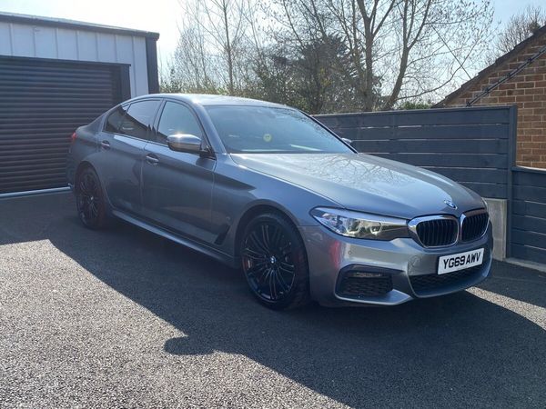 BMW 5-Series Saloon, Petrol Hybrid, 2019, Blue