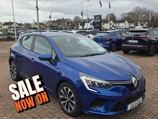 Renault Clio Hatchback, Petrol, 2023, Blue