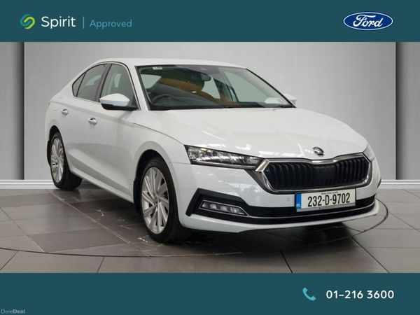 Skoda Octavia Saloon, Diesel, 2023, White