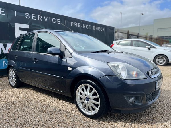 Ford Fiesta Hatchback, Petrol, 2008, Grey