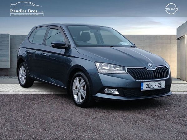 Skoda Fabia Hatchback, Petrol, 2020, Grey