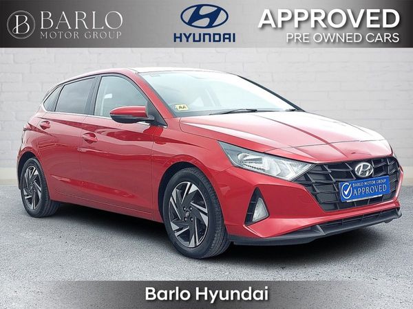 Hyundai i20 Hatchback, Petrol, 2021, Red
