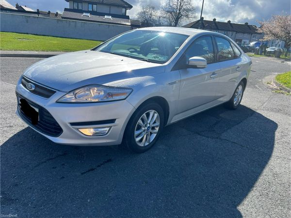 Ford Mondeo Hatchback, Diesel, 2012, Silver