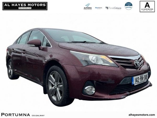 Toyota Avensis Saloon, Diesel, 2014, Red