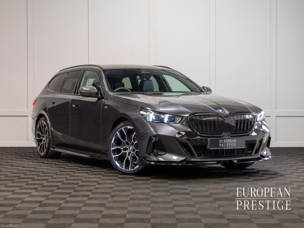 BMW 5-Series Estate, Petrol Plug-in Hybrid, 2025, Grey