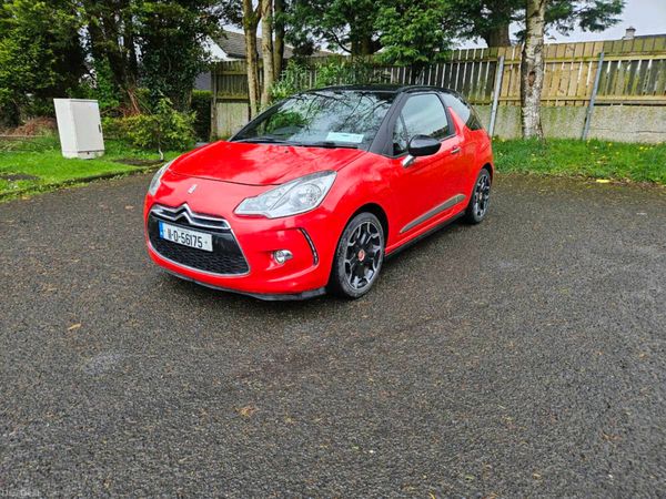 Citroen DS 3 Hatchback, Diesel, 2011, Red