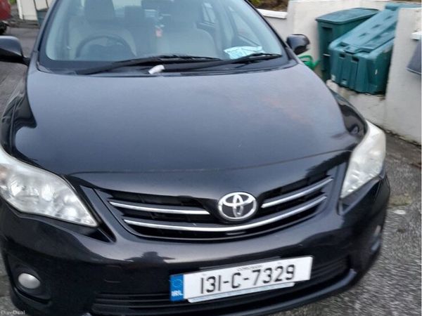 Toyota Corolla Saloon, Diesel, 2013, Black