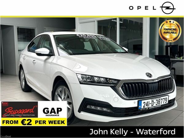 Skoda Octavia Saloon, Petrol, 2024, White