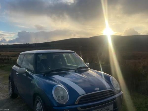 Mini One Hatchback, Petrol, 2006, Blue