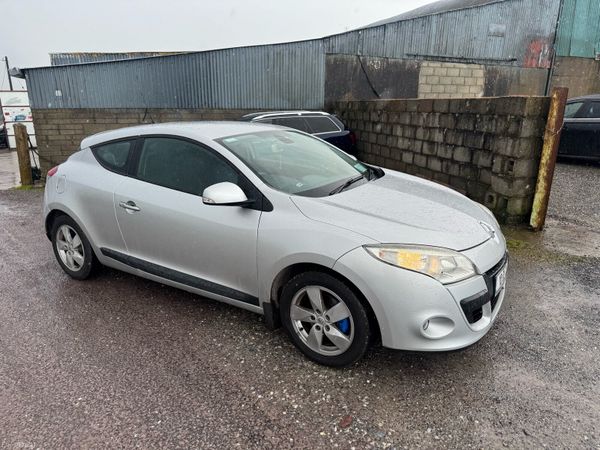 Renault Megane Coupe, Diesel, 2010, Silver