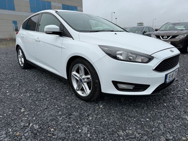 Ford Focus Hatchback, Petrol, 2015, White