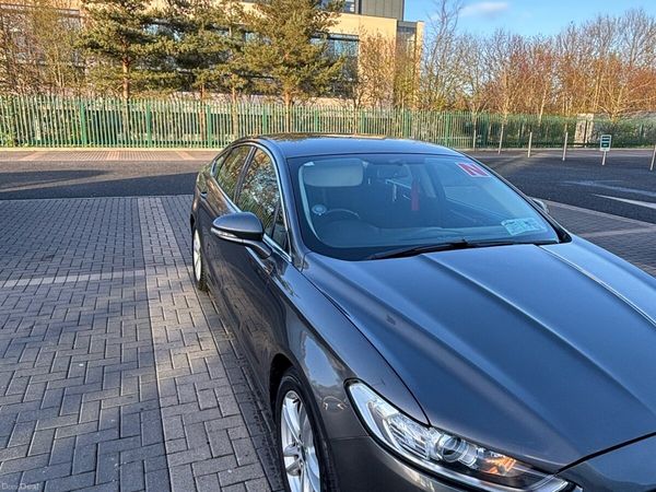 Ford Mondeo Hatchback, Diesel, 2015, Grey