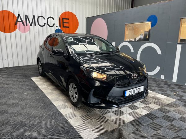 Toyota Yaris Hatchback, Petrol, 2021, Black