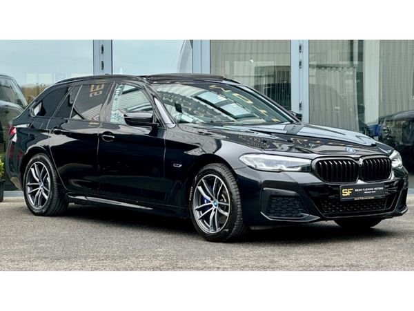 BMW 5-Series Estate, Petrol Hybrid, 2023, Black