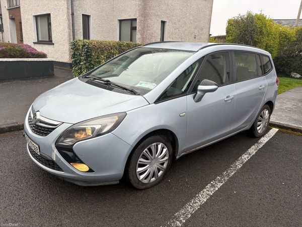 Vauxhall Zafira MPV, Diesel, 2015, Silver