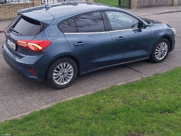Ford Focus Hatchback, Diesel, 2021, Blue