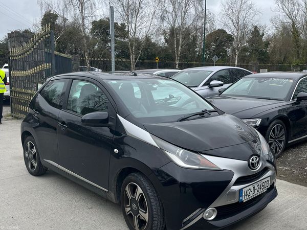 Toyota Aygo Hatchback, Petrol, 2014, Black