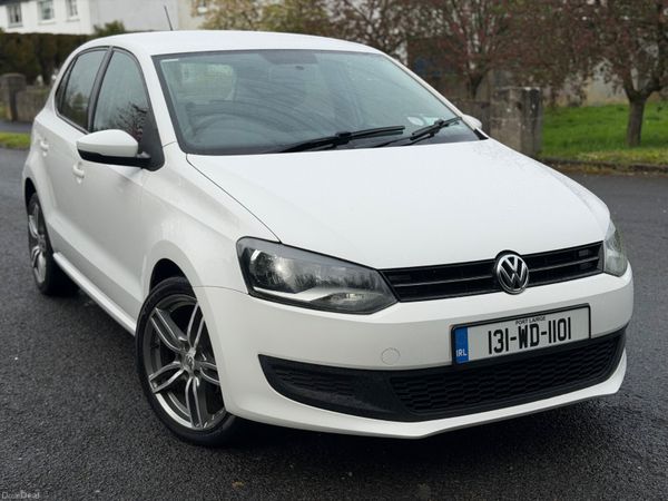 Volkswagen Polo Hatchback, Petrol, 2013, White