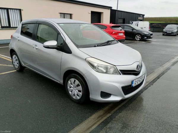 Toyota Vitz Hatchback, Petrol, 2012, Silver