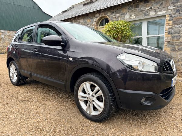 Nissan Qashqai Hatchback, Diesel, 2010, Black